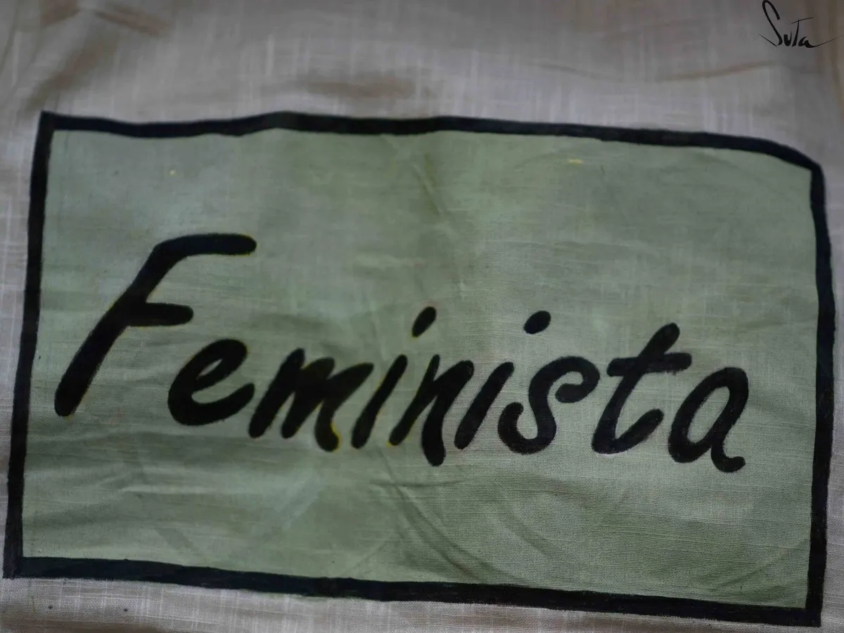 Feminista (Blouse)