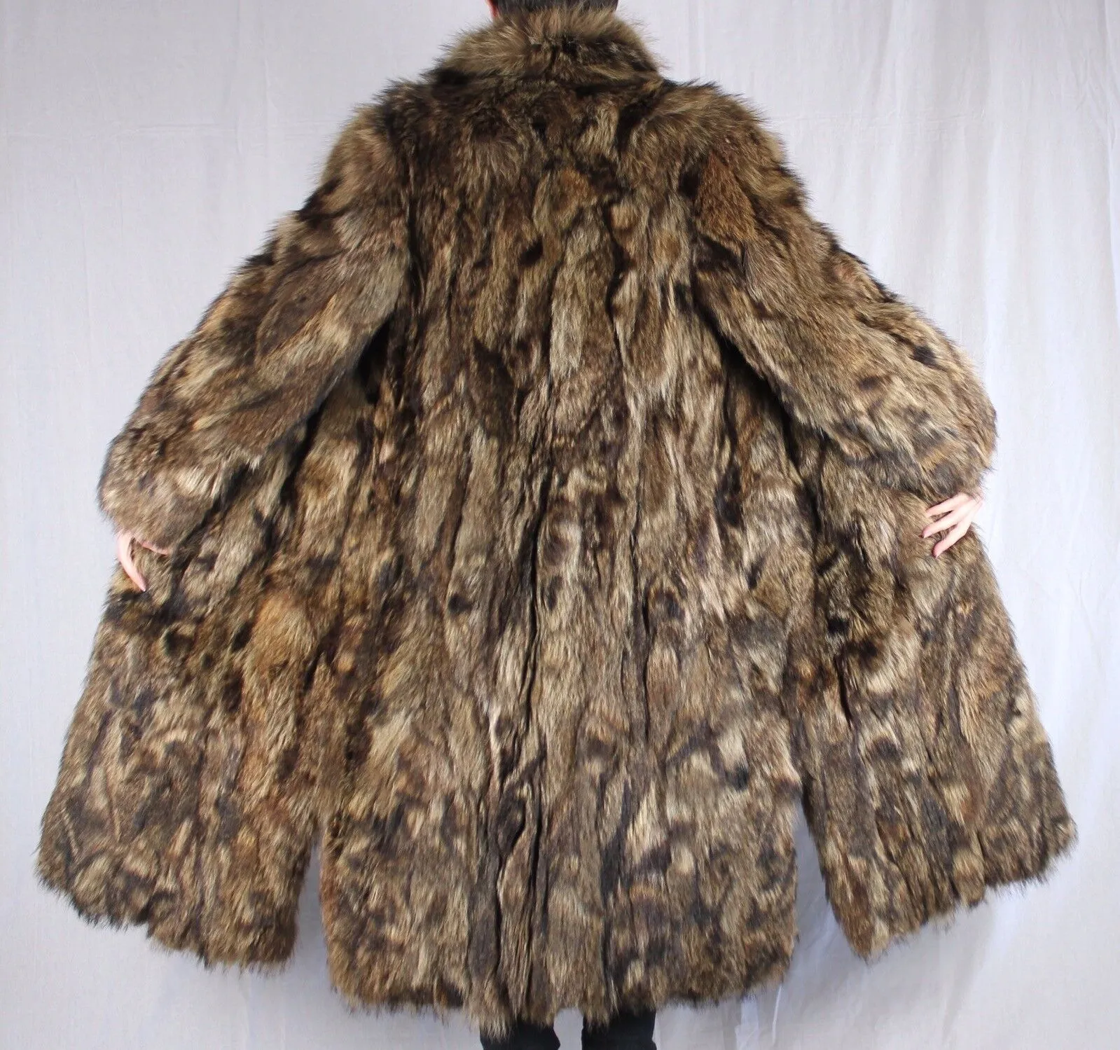 Vintage American Raccoon Fur Coat -M