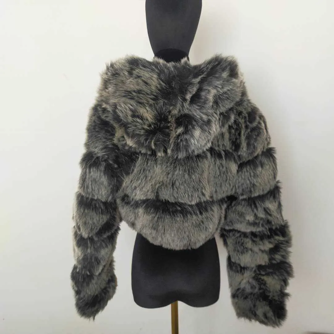 Wholesale women's winter faux fur coats (CL8216)